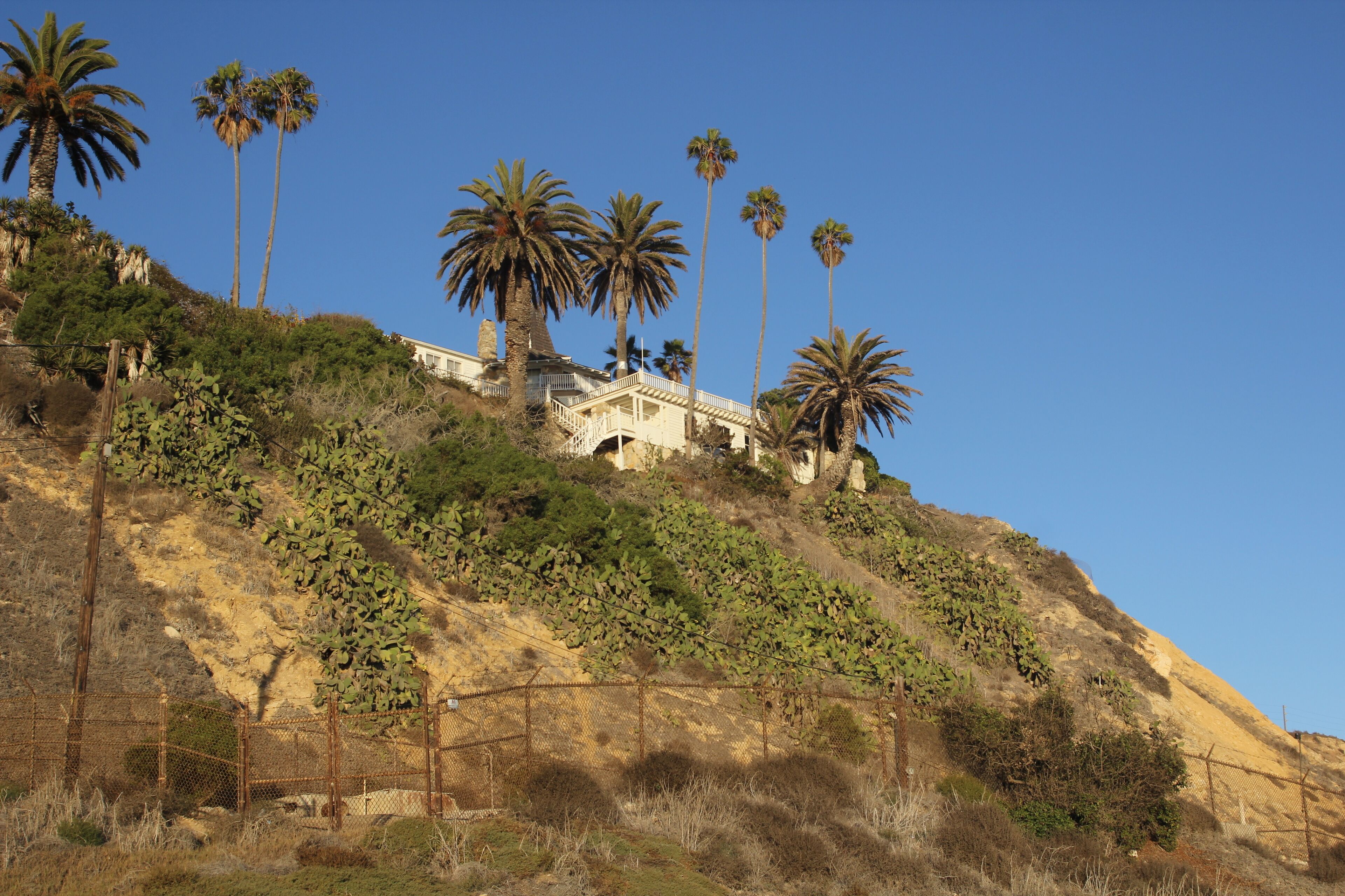 To Live on the edge can be a great thing right  ?!

#edgecontrol #edgethought #gimmeedge