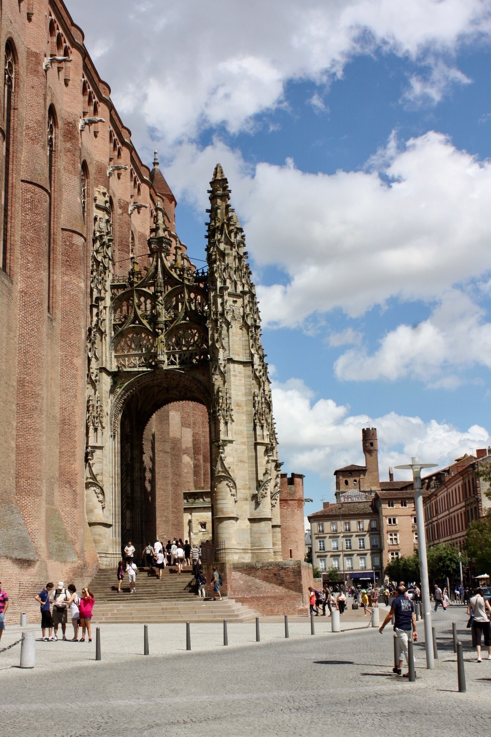 It's wonderful architecture.