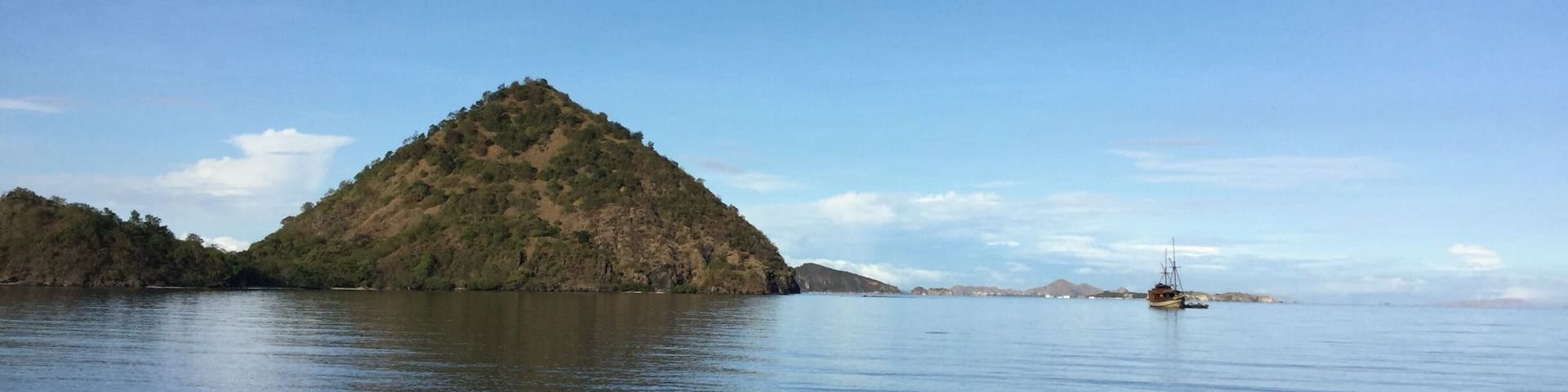 Absolute serenity đđœđđżđđŒ Pristine beach and a wonderful accommodation.