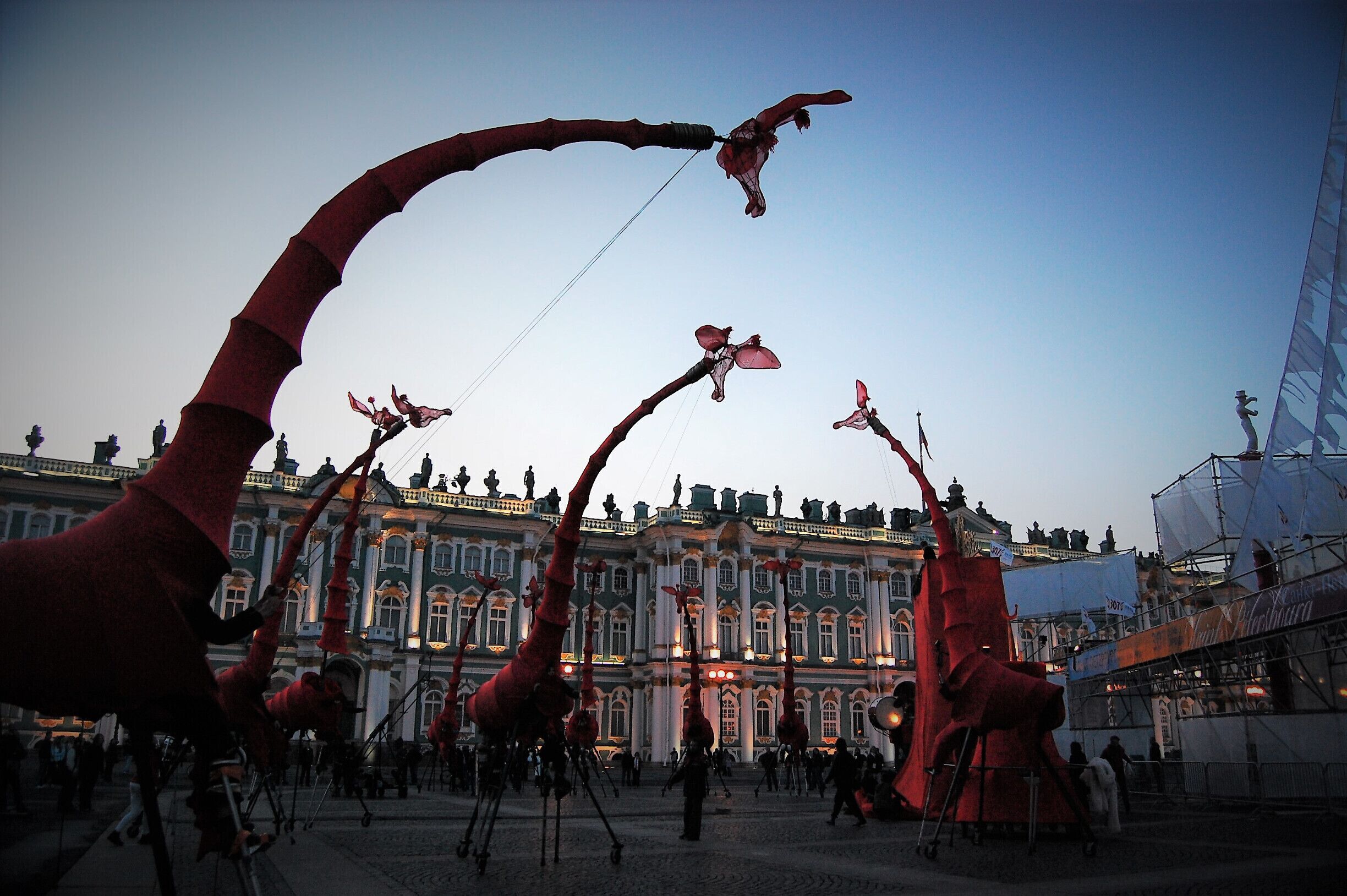 Midnight celebrations on the 307th anniversary of this fantastic city!
#festival #whitenights