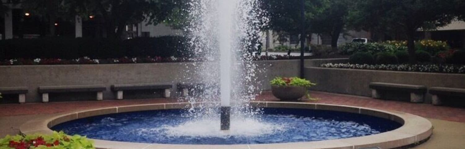 Water fountain located downtown Lexington. Water fountains and city downtowns brings excitement to me.