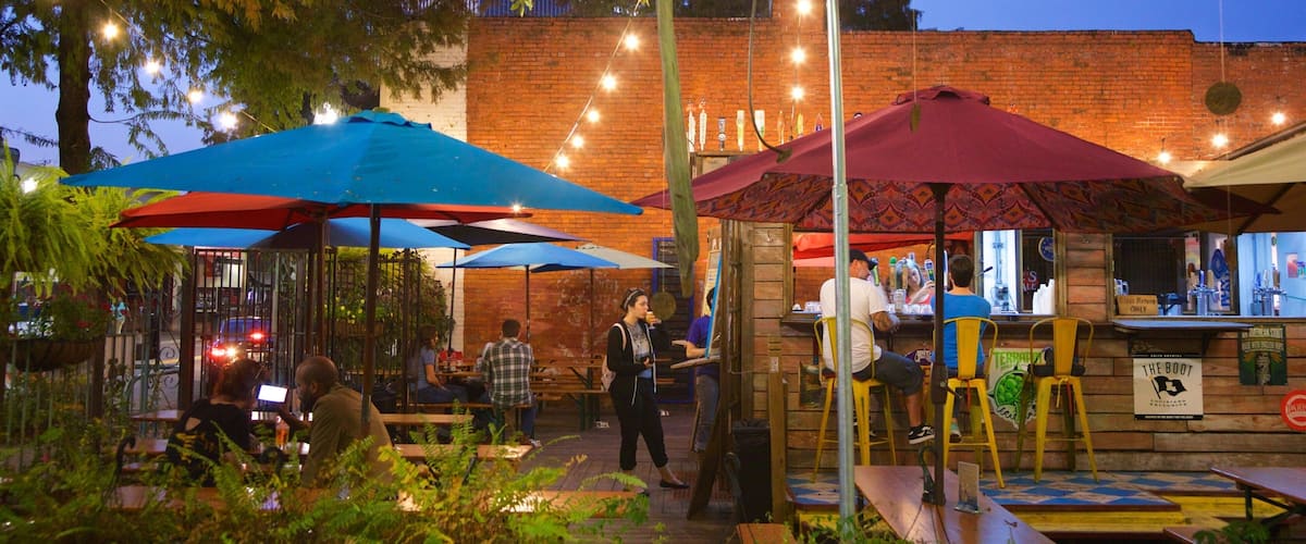 Lafayette Hotel Guide