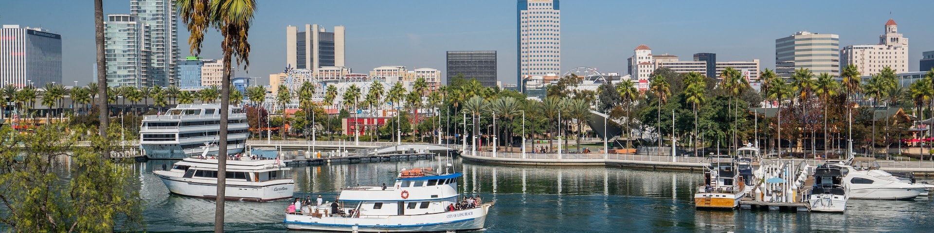Long Beach featuring a bay or harbor and a city