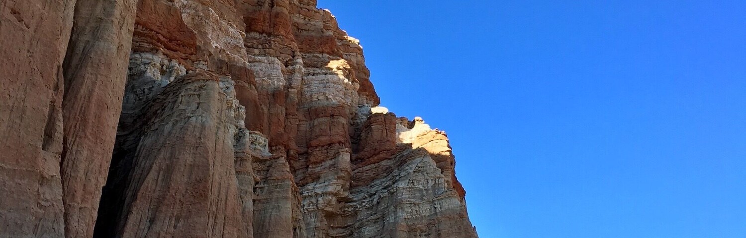 One of the best moments I ever had, I share this hike with my daughter and I'm making of her an Adventurous Girl, I want her to learn about the beauty of our Planet, easy hike for your family bring them to this place.