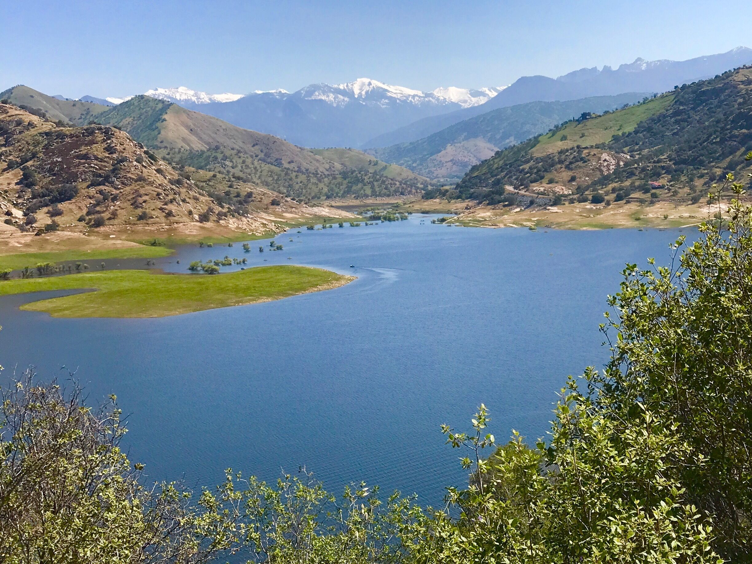 Take a hike around this beautiful valley where there is no shortage of good views! #TakeAHike