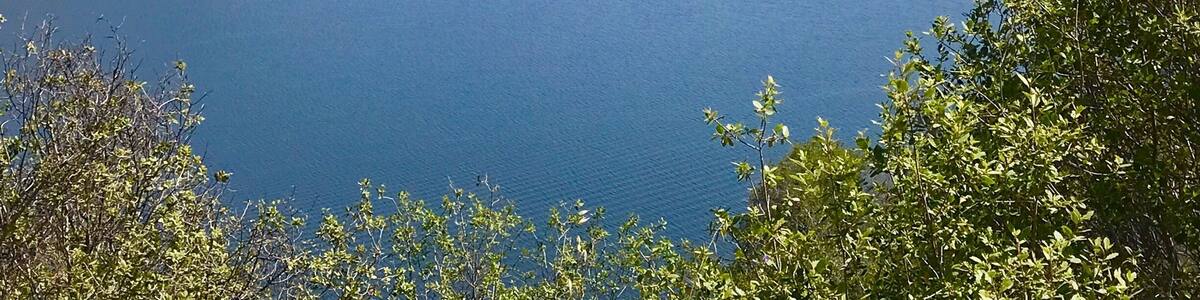 Take a hike around this beautiful valley where there is no shortage of good views! #TakeAHike