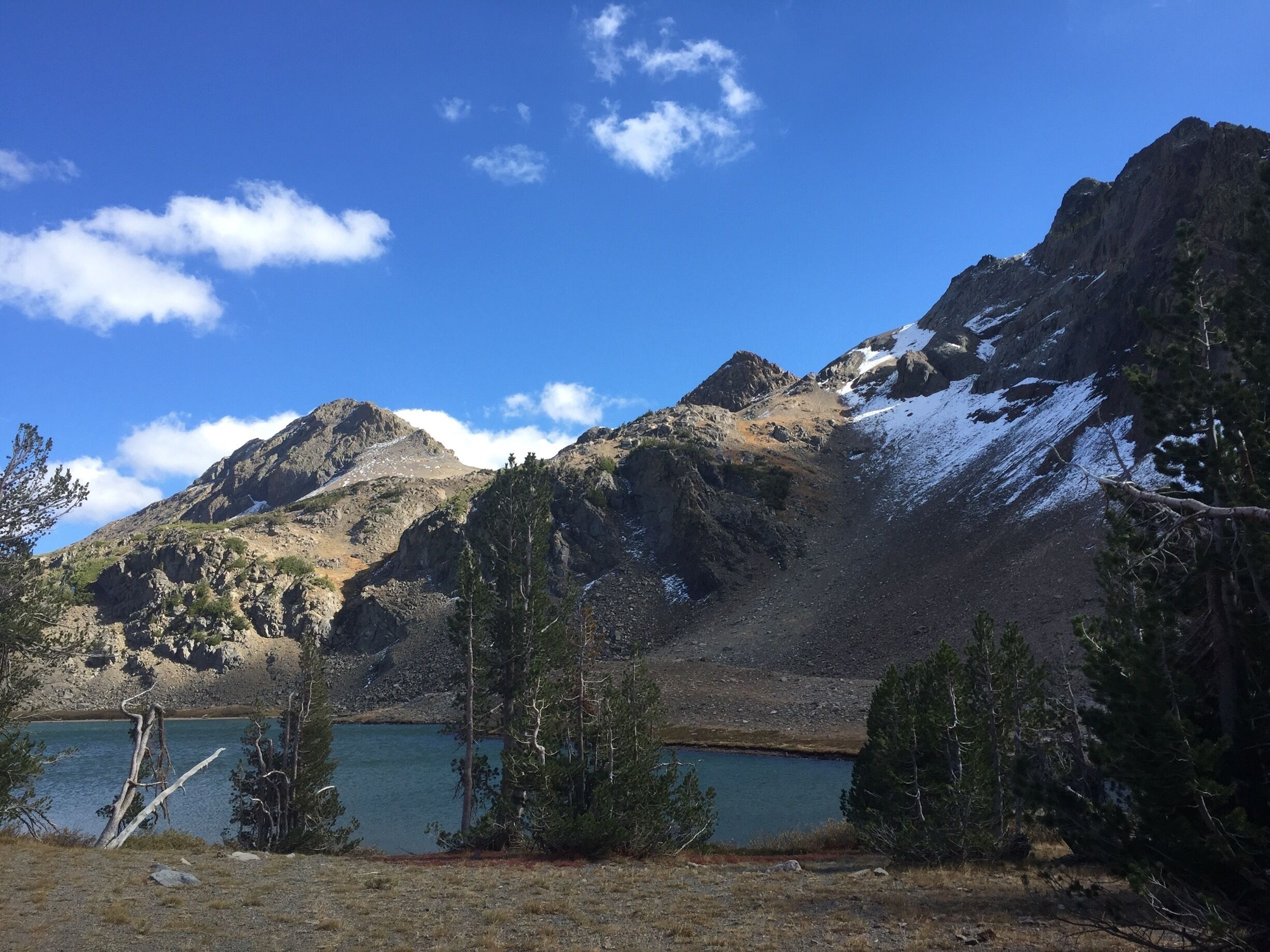 Round Top on the far left, The Sisters on the right with Round Top Lake in the foreground. The wildflowers in the spring (June) are spectacular. #Hiking #RoundTopLake #MokalumneWilderness #Backcountry #Outdoors #OpenSpaces #HighAlpine #SierraNevadas #Mountains #Blue
