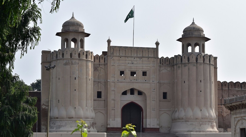 The Lahore Fort dates to 1566 but was rebuilt during the 17th century, at the height of the Mughal Empire. It is now a UNESCO World Heritage site. https://en.wikipedia.org/wiki/Lahore_Fort