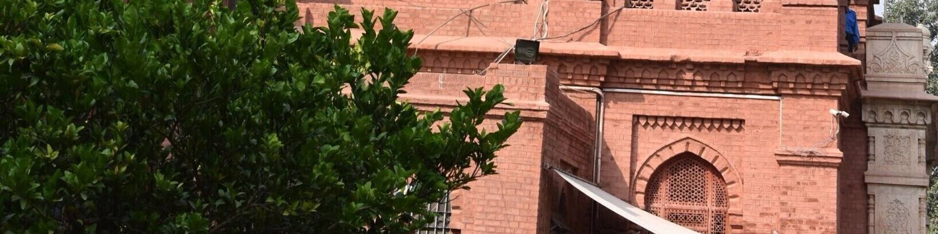 Last day in Pakistan. We visited the Lahore Museum. We had to do a walk-through. Museum has way too much to absorb in one visit.