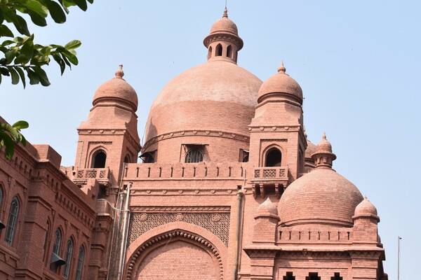 Last day in Pakistan. We visited the Lahore Museum. We had to do a walk-through. Museum has way too much to absorb in one visit.