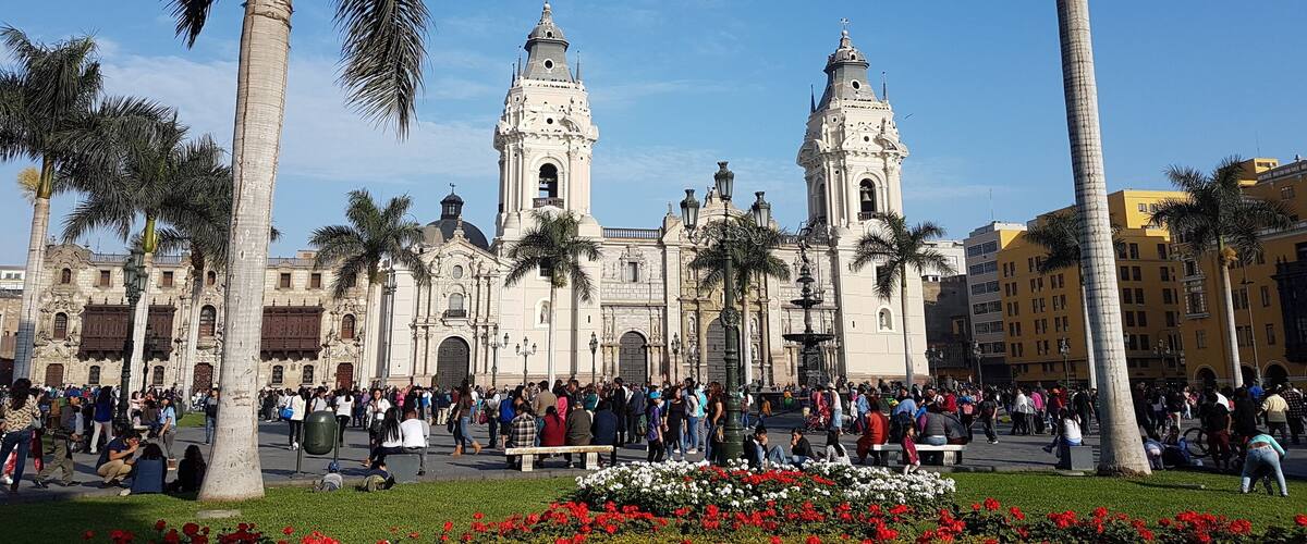 The beautiful Basilica Cathedral of Lima sits in the heart of Lima's historical area. It's one of the main structures dominating the Plaza de Armas. Construction began in 1539 and the church took over 100 years to complete. It's open to the public and has a gorgeous, large interior. Anyone visiting Lima should definitely stop by for a visit! #UrbanJungle