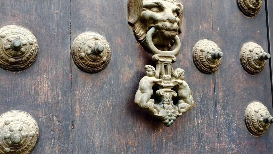 Doorway of cathedral in Plaza de Mayor