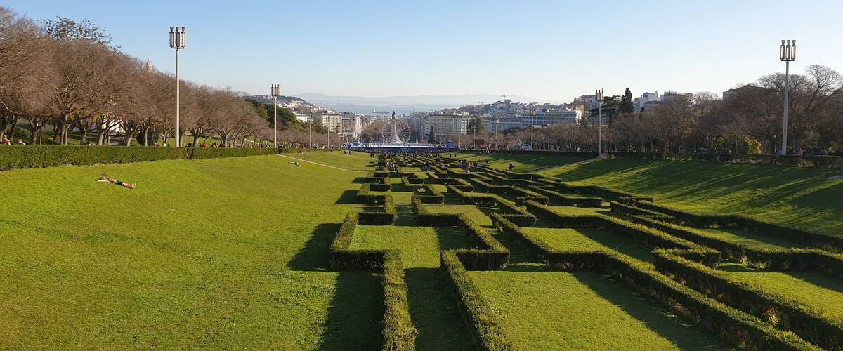 Great place, and very nice view the city!!