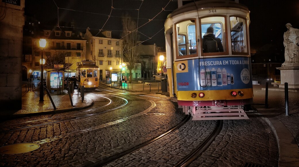 One of emblematic trams of Lisbon.
#lisbon #lisboa #tram28 #travelinglisbon