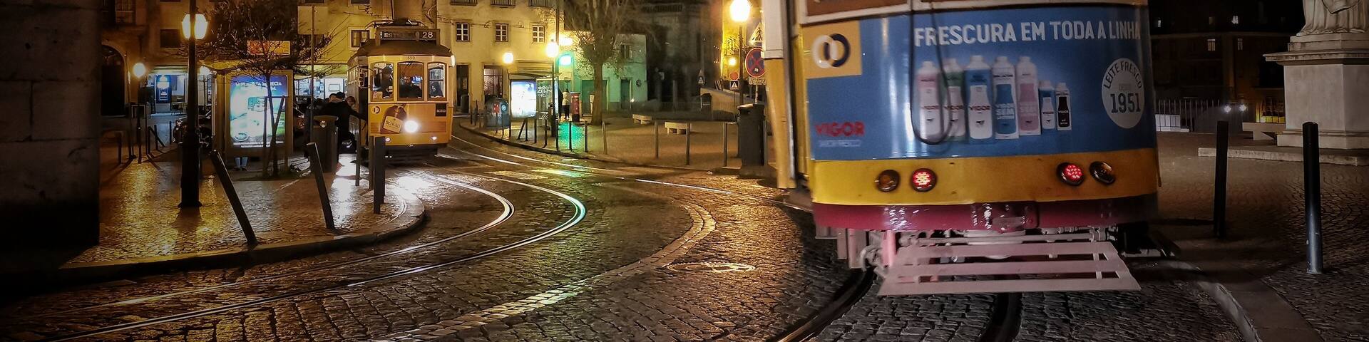 One of emblematic trams of Lisbon.
#lisbon #lisboa #tram28 #travelinglisbon