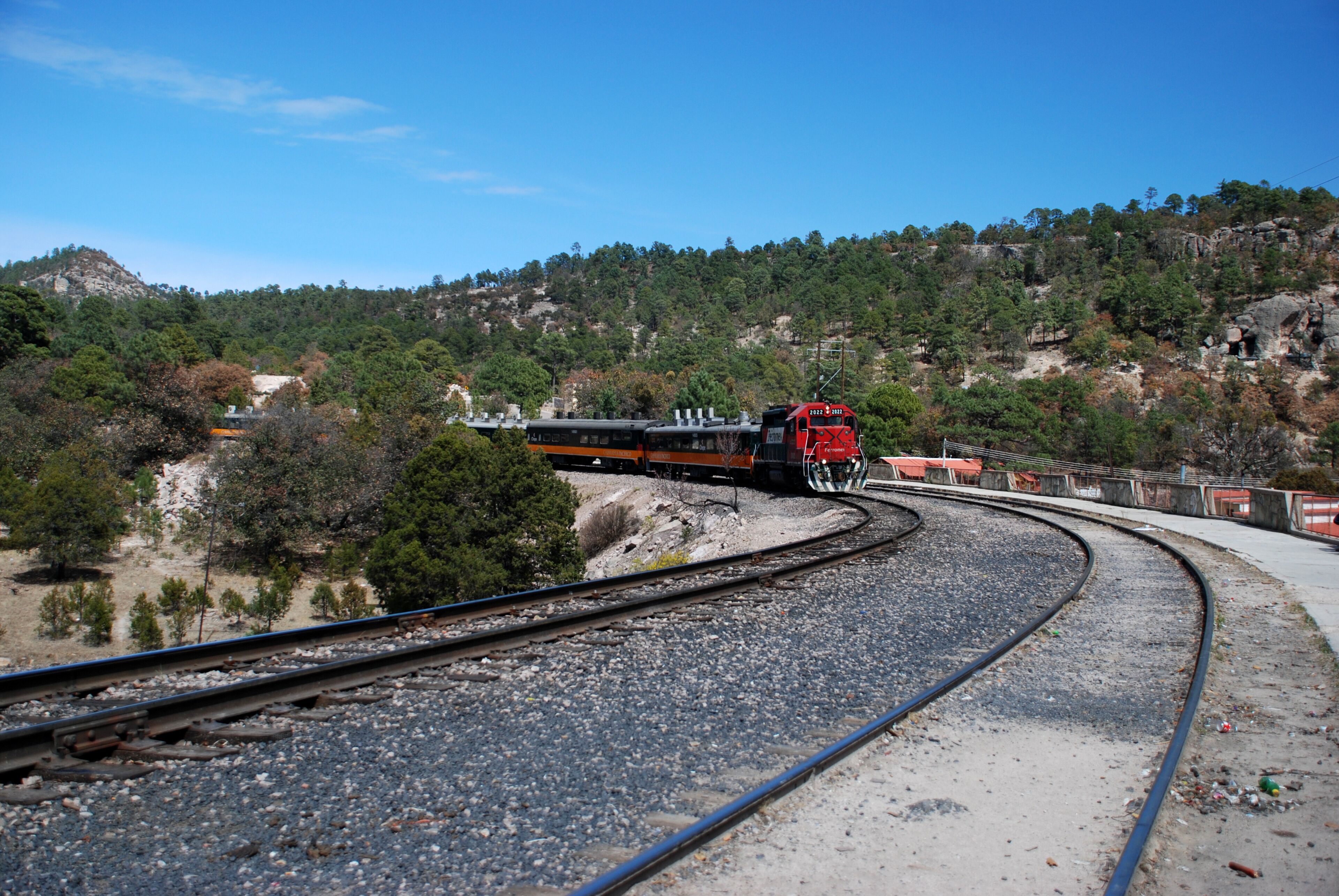 Chepe train in Barranca del Cobre