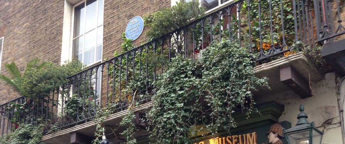 Unplan visit to Sherlock's museum while waiting for others visiting Madame Tussaud. The ticket can be purchased in museum shop worth £15. You can actually take a photo with the policeguard at the museum's entrance door while waiting in the long queue.. the museum close at 6.30pm (if im not mistaken), and the staff keep reminding the visitors to purchase their ticket bfre the shop close at 5.30pm.