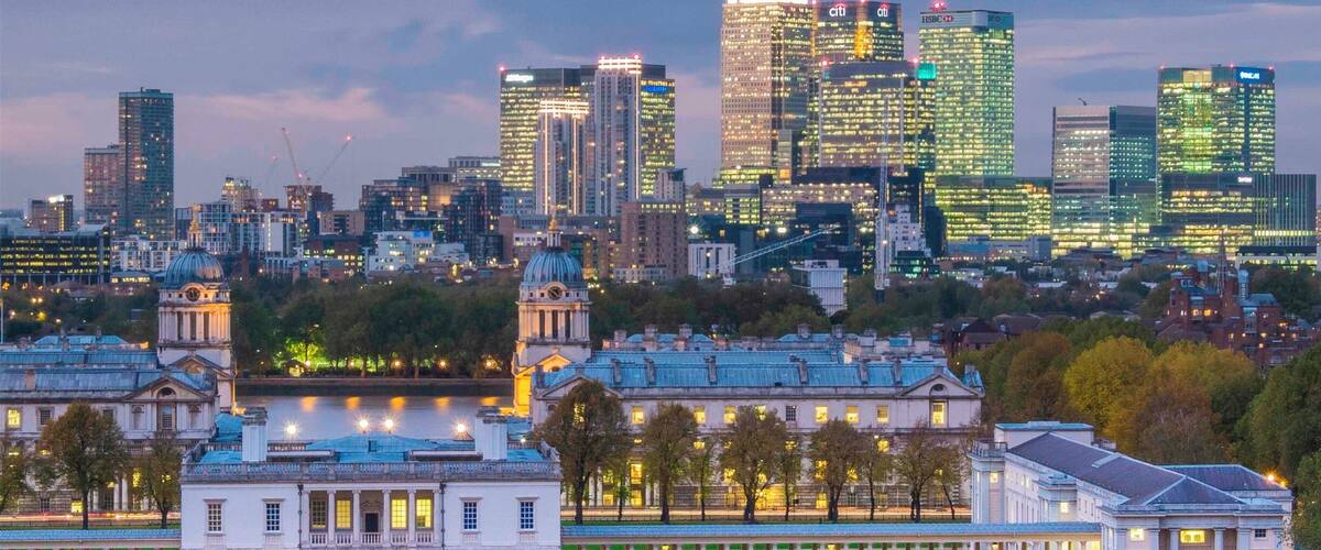 With a Canary Wharf as a backdrop, the Greenwich University was build with Classical Architecture just below the Royal Observatory. The Greenwich area has a lot to offer for tourist, maritime history, museums and weekend markets in Greenwich Village itself.
#Architecture