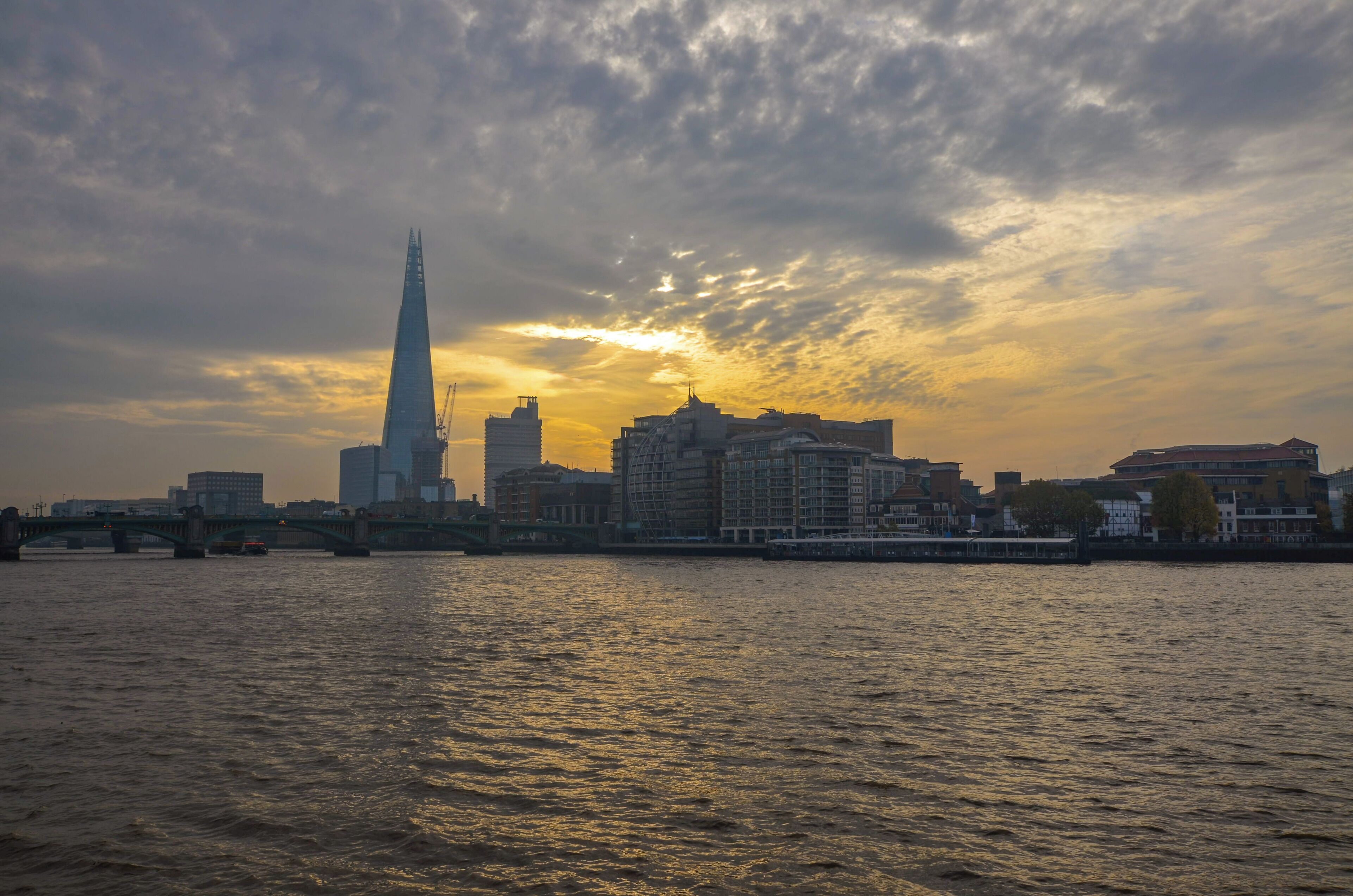 The Shard skyline view.