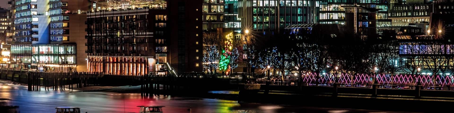 Stood actually on the Bridge, a bit busy with all the people walking by, but doable.
Shot whilst Lumiere London 2018 was on.