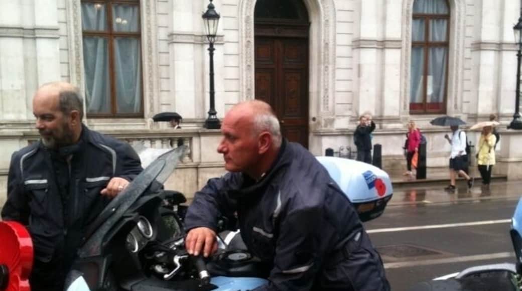 The Thankful Villages Run made it to the Cenotaph.
Www.thankfulvillagesrun.com