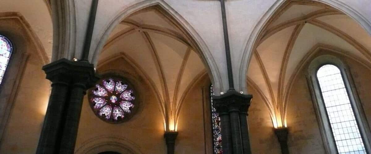 Amazing light in the church.