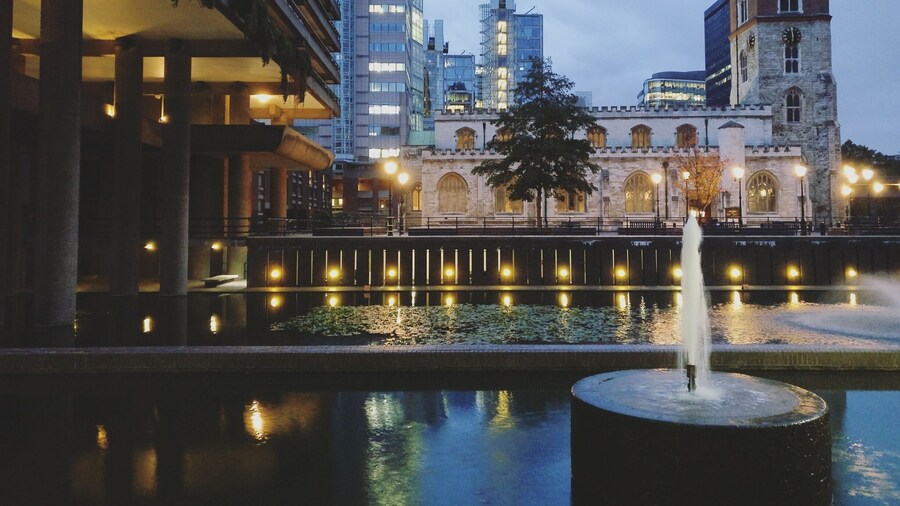 Barbicania.
The barbican centre is a place to get lost and wander about. Concrete walls, brutalist architecture, contemporary art and a sense of tranquility make up this "urban utopia".
#Merch #Barbican #art #London