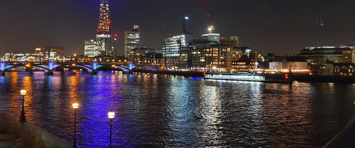 London's lights and The Shard
#London #UnitedKingdom
#LondonUK