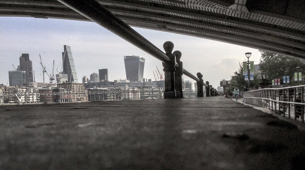 True time is four-dimensional.
- Martin Heidegger
Time is a monster and not so much in that it defines our existence...our being as Heidegger would attest to...and thereby ends it with complete finality. No, it is because its existence is impossible to know. Outside our perception of temporal reality, it is a strange thing that can't be fully defined. ,
http://phys.org/news/2011-04-scientists-spacetime-dimension.html
Strange thoughts indeed as I look at this photo and remember standing under Blackfriar's Bridge. Was it because I was nearing Shakespeare's Globe Theatre, or the Tate Modern Art Gallery. Perhaps it was because I was coming to the Millennial Bridge, but that would seem unlikely. No, it is probably more due to the fact that I am just a little bit off and shouldn't philosophize so early in the morning.
#London
https://en.wikipedia.org/wiki/Blackfriars_Bridge