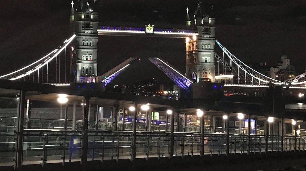 Was able to catch the bridge opening for a ship to pass through. #LifeAtExpedia