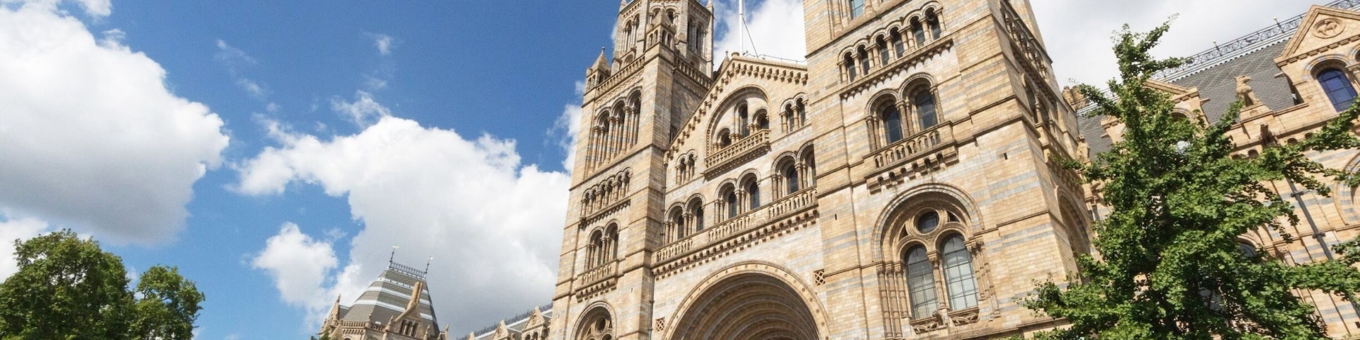 August 2014
The National History Museum in London is a must see if visiting the city. With its mix of just about everything to do with our planet, it has rooms and rooms of exhibits. We have been several times and to date we have never complete the whole Museum in a day.