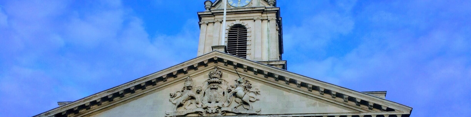 A stroll through Trafalgar Square