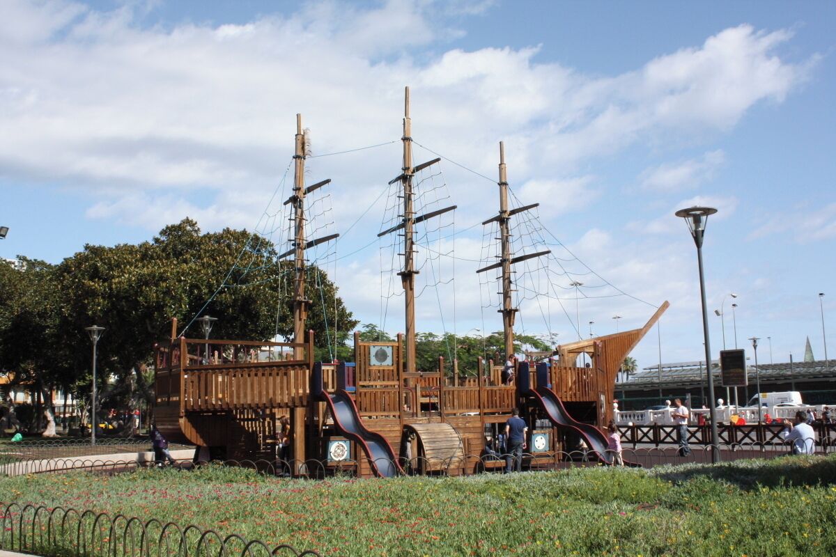 Parque San Telmo with wooden ship

#LifeatExpedia