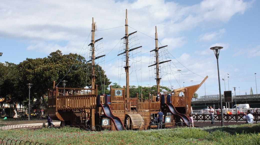 Parque San Telmo with wooden ship
#LifeatExpedia