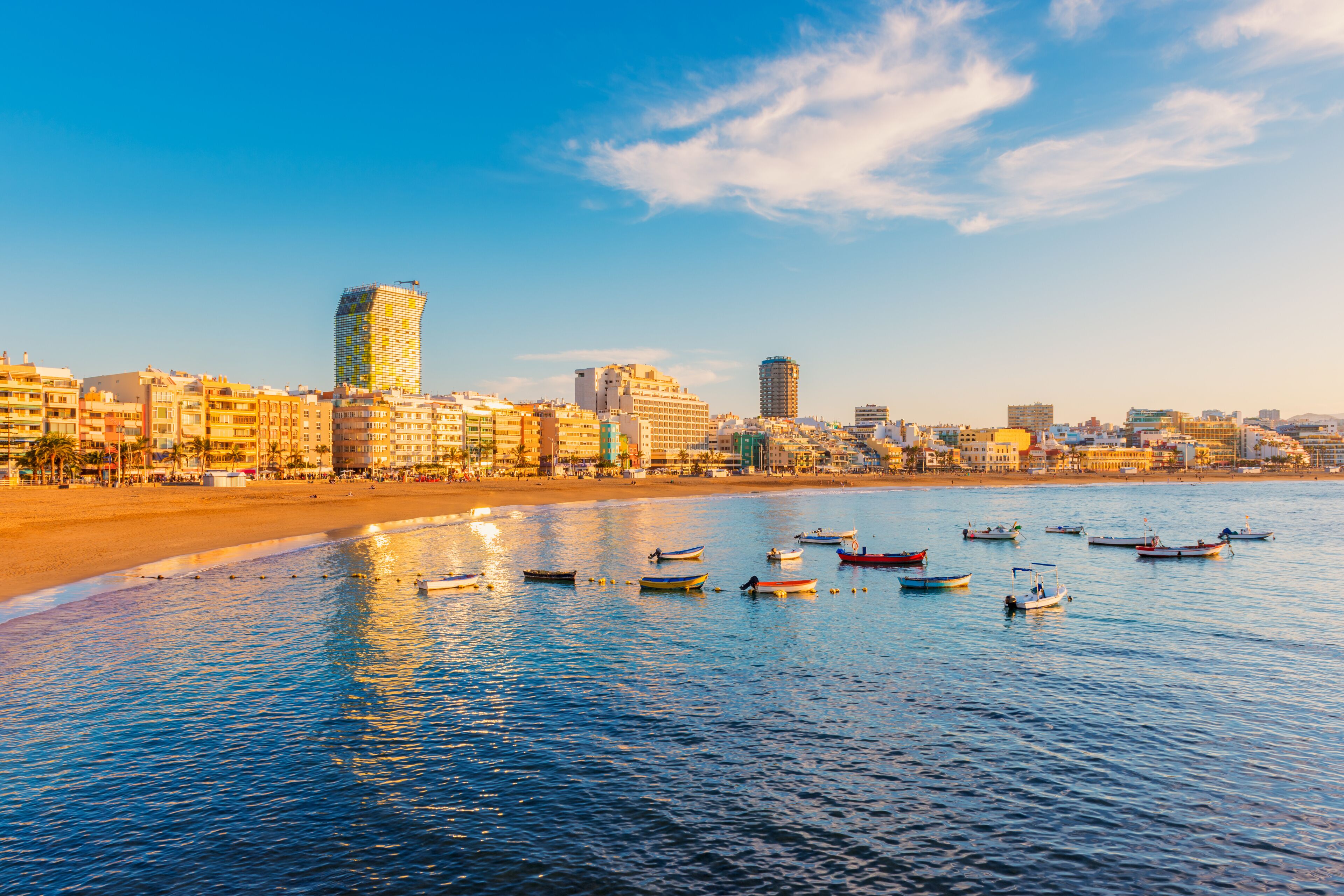 City Beach of Las Palmas, capital of Gran Canaria, Canary Islands, Spain, captured around sunset. The beach is called Playa de las Canteras.