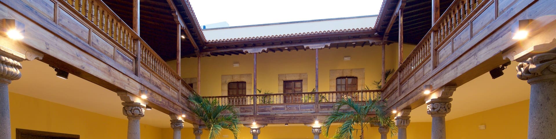Las Palmas de Gran Canaria Hotel Guide