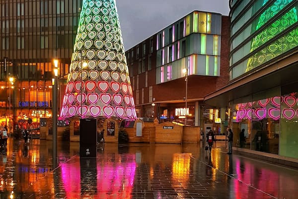 Christmas reflections on a wet Sunday morning.
Taken at Liverpool One on a Samsung S8.