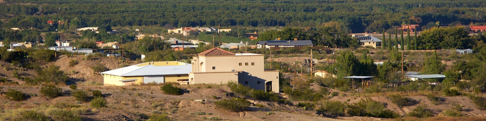 Las Cruces featuring landscape views, farmland and mountains