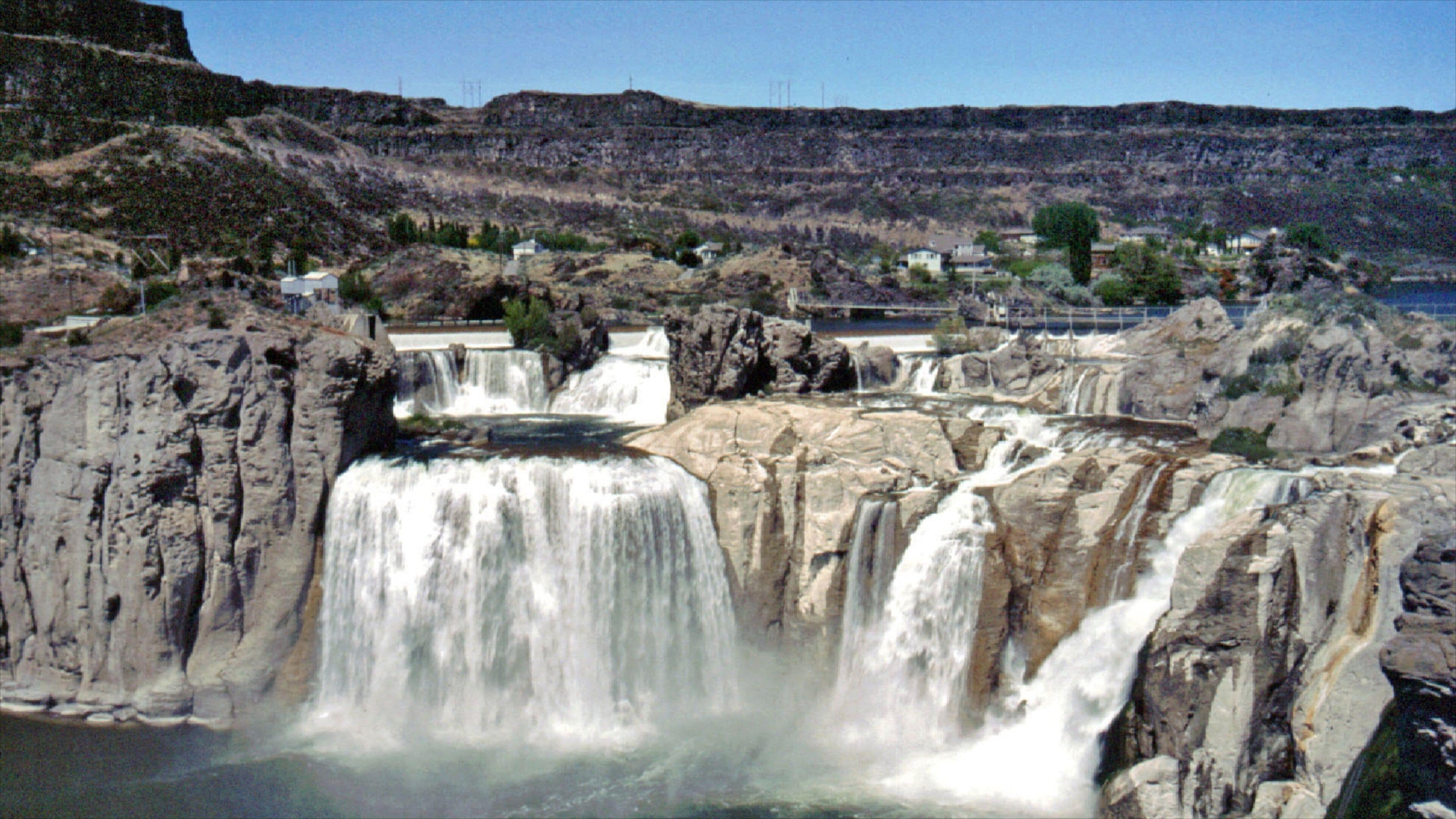Idaho ofreciendo una catarata