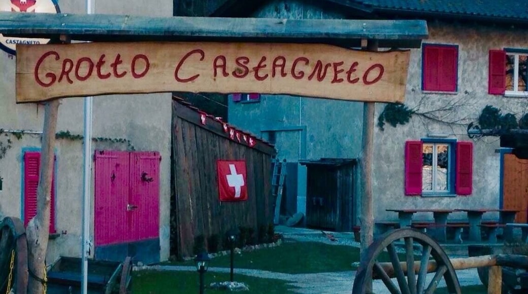 After a beautiful walk through this mountain town we stopped here for some local food. Family owned, fresh and fabulous.