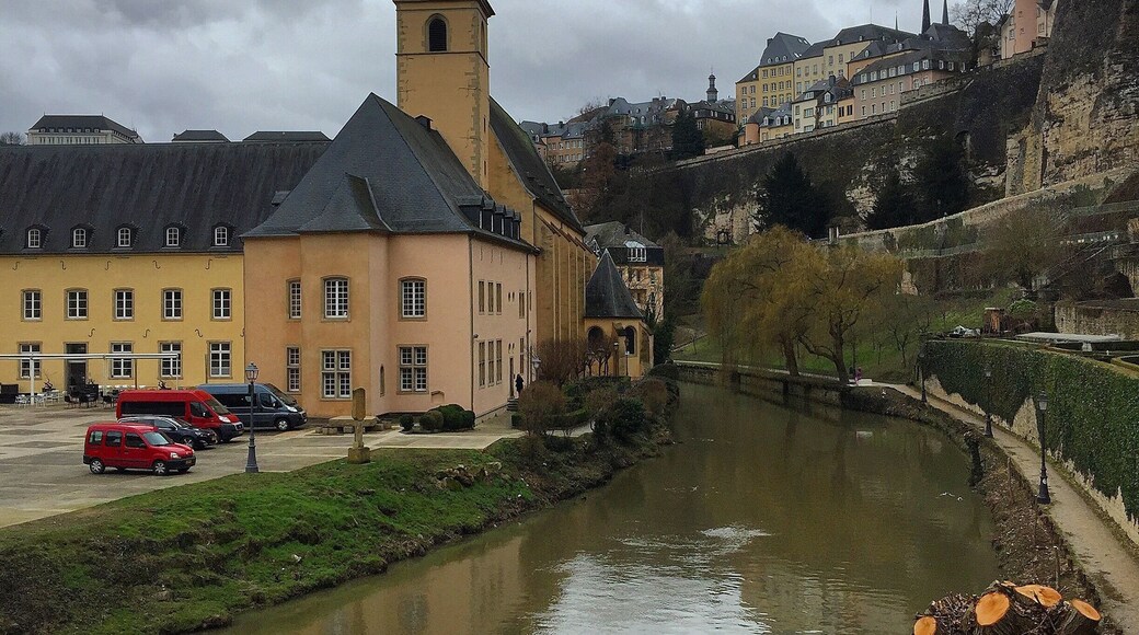 Neumünster Abbey is a public meeting place and cultural centre, located in the Grund district of Luxembourg City in southern Luxembourg. After the original Benedictine abbey on the Altmünster Plateau had been destroyed in 1542, the monks built a new abbey or "Neumünster" in 1606 in the Grund. This in turn was destroyed by fire in 1684 but was rebuilt on the same site in 1688 and extended in 1720. After the French Revolution, it served as a police station and prison before becoming a barracks for the Prussians.