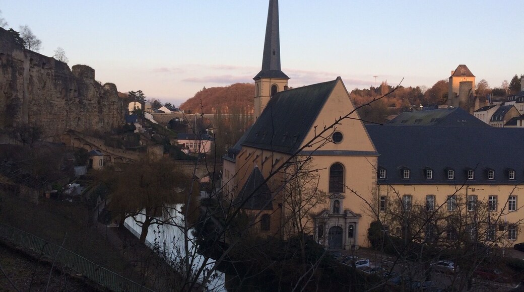 Its reachable by foot in 20 minutes from the main train station. Must-see!