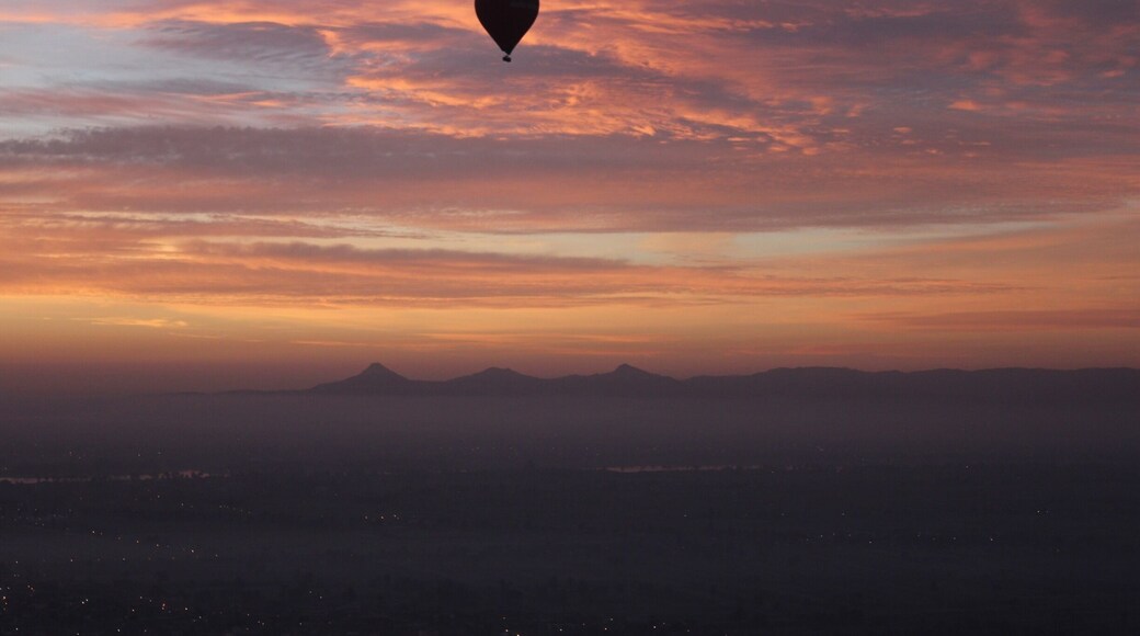 Sunrise hot-air balloon over the river Nile.
#goldenhour #colorful #BestOf5