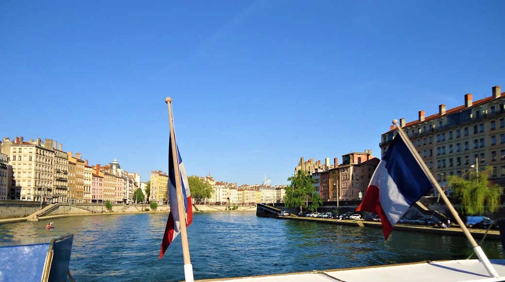 On a stunning boat cruise along the Saone River. The Quai de Saint Vincent on the left and the Quai de Pierre Scize on the right.
#LifeatExpedia #Saone #River #France #Lyon #BVSBlue