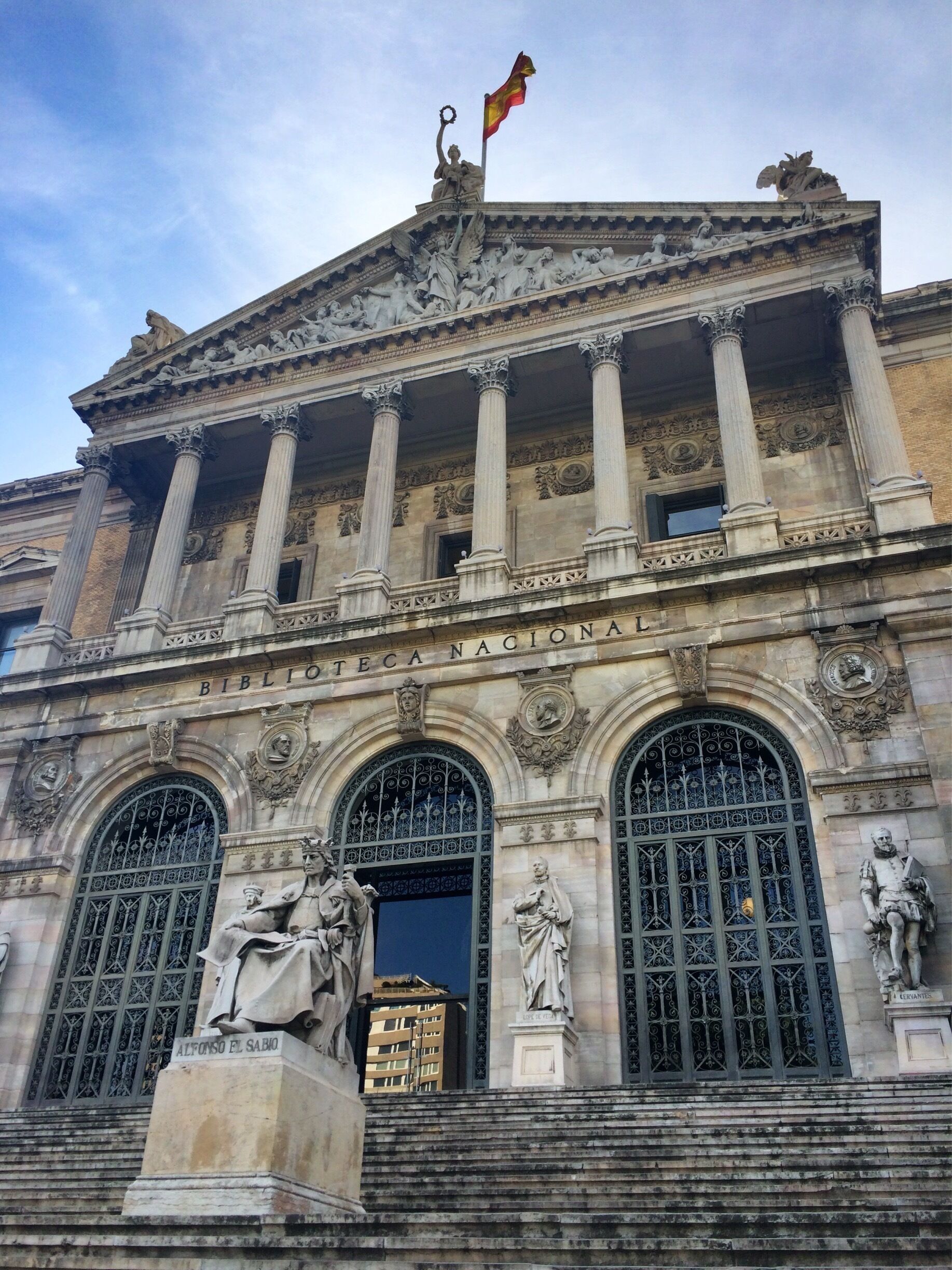 I can be a real architecture junkie, and this is one of the many buildings in Madrid that impresses me. It's my third time in Madrid, but only my first time visiting the Biblioteca Nacional. 
I feel very privileged to get to study here for the next week, one of the biggest libraries in the world. It's hard to not feel inspired inside these hallowed halls.