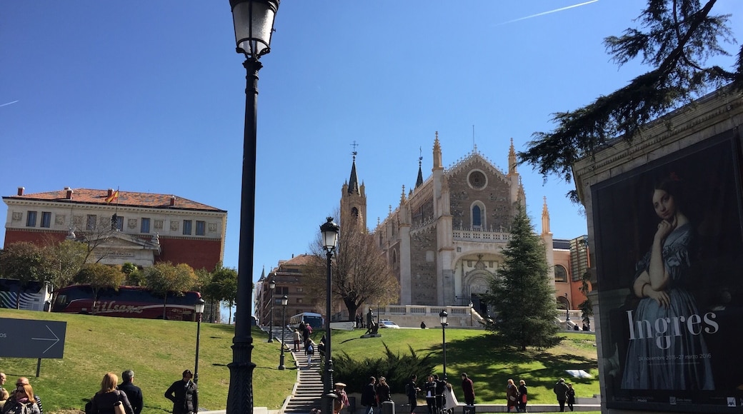 A must visit If you want to see Velázquez's best paintings