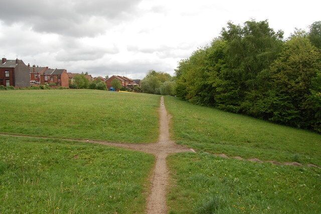 Course of the old railway This footpath runs along the course of the railway that once linked Manchester with Leigh. It might eventually be the line of a guided busway.