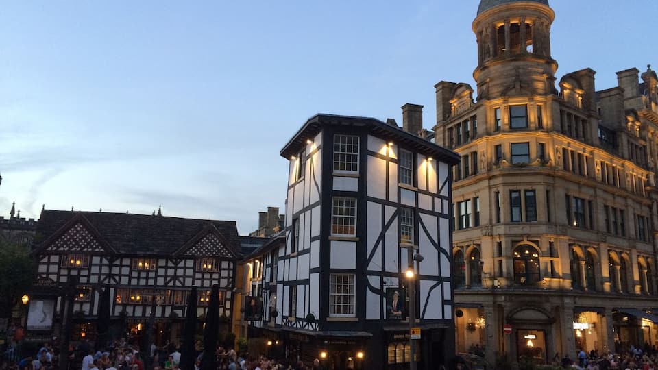 #stunningstructures 3 fabulous buildings together