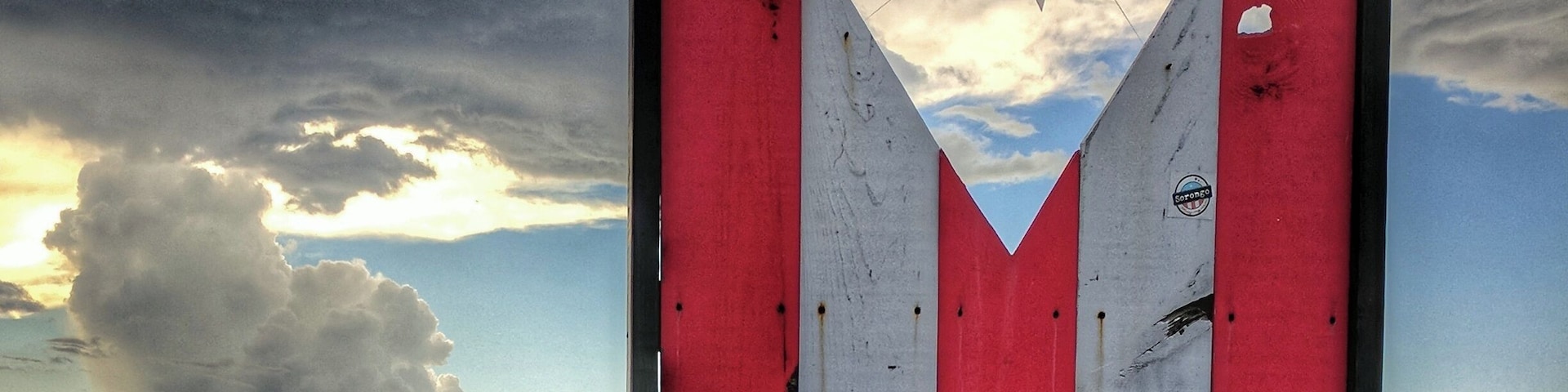 Paseando por mi isla. Foto con nuestra bandera Puertorriqueña.