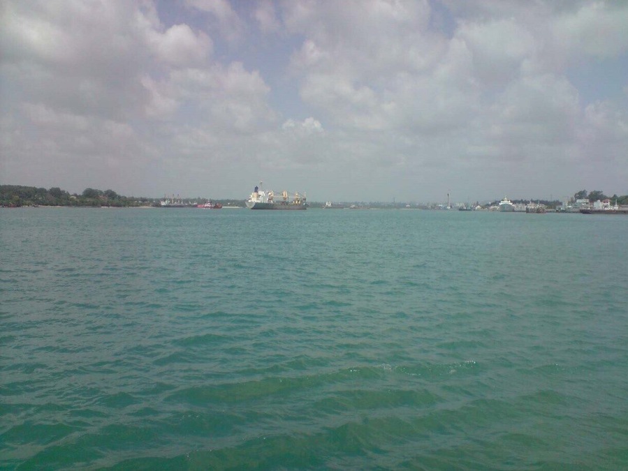 The calm blue sea, at the coast is just another thing all together. The sight is awesome.